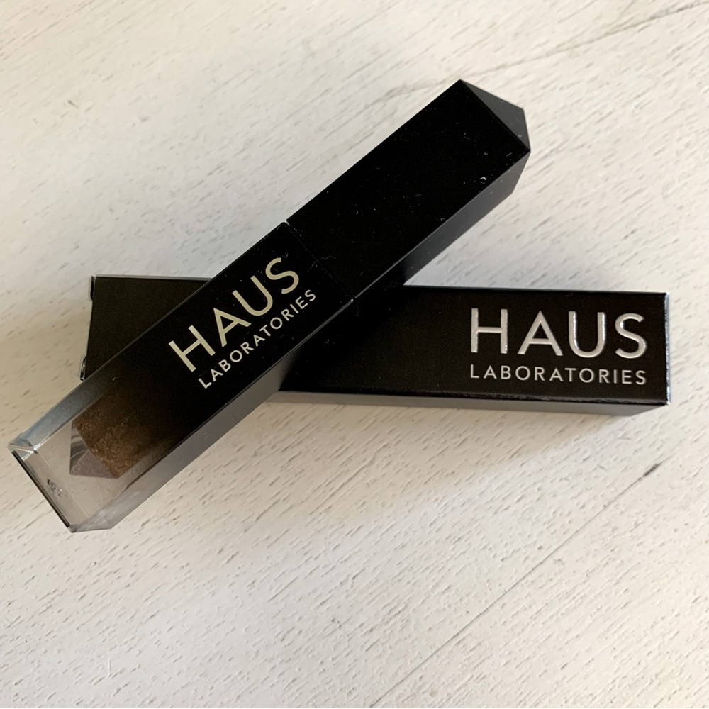 🆕 HAUS LABORATORIES GLAM ATTACK LIQUID SHIMMER POWDER, Liquid Eyeshadow